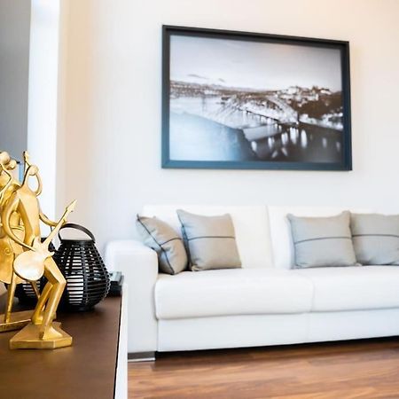 D'Ouro Ao Sol - New Luxury Apartament -Adults Only Daire Porto Dış mekan fotoğraf